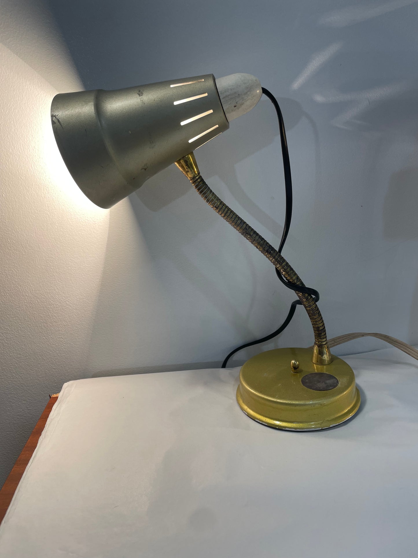 Mid Century Gooseneck Lamp