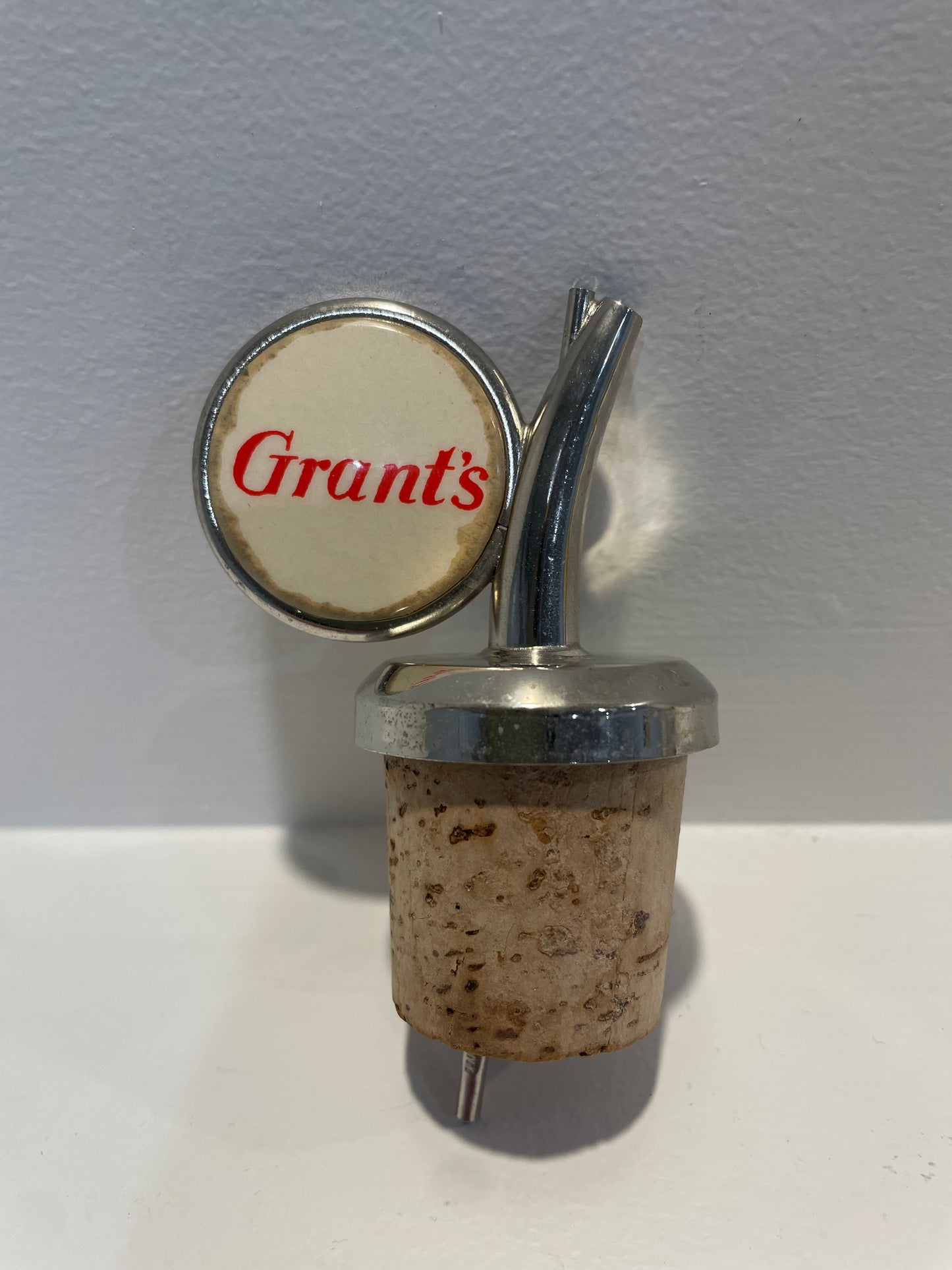 Grants bottle pourer