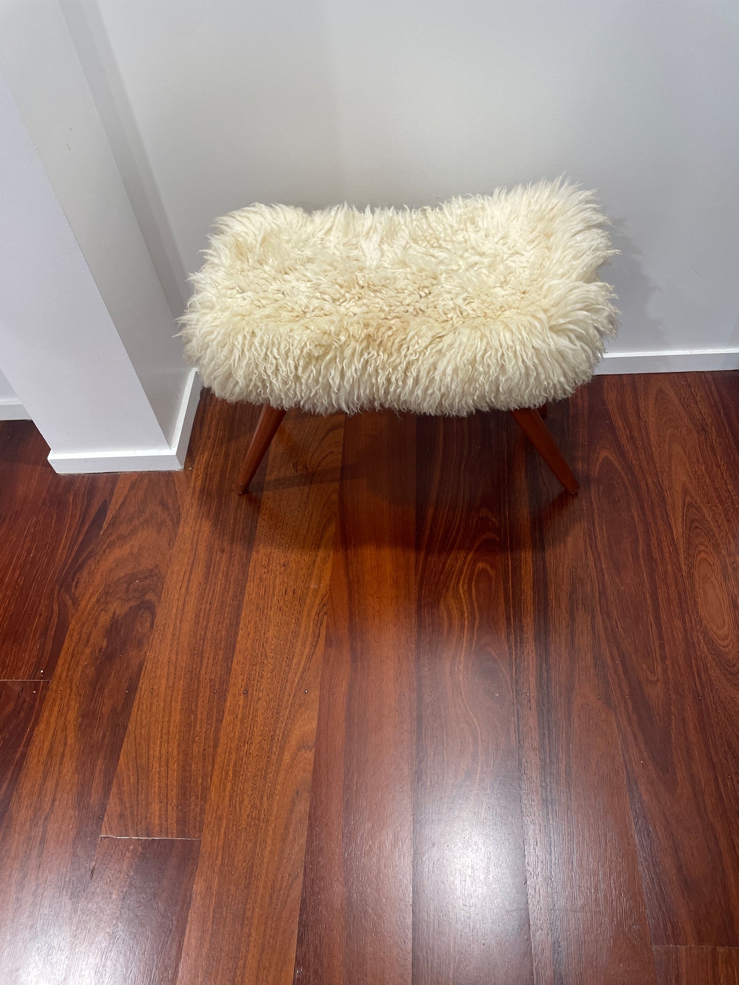 Fluffy Mid Century Bedroom Stool