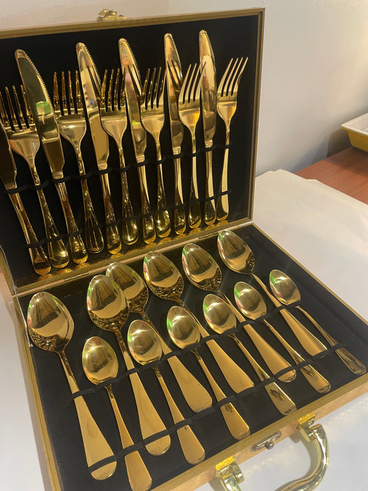 Stainless Steel Gold Look Cutlery Set