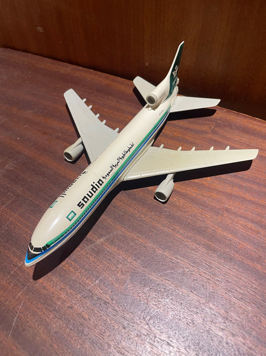 Saudia Air Model Plane